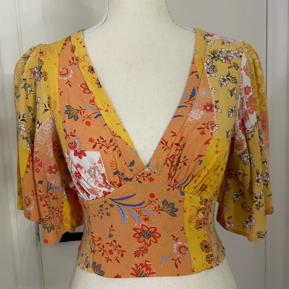 Forever 21 floral blouse